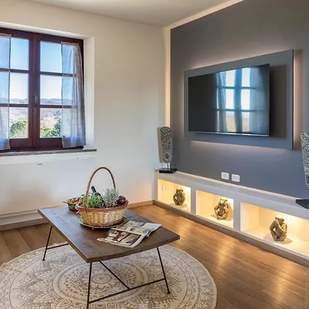 Casale Bella 8&4, Emma Città della Pieve