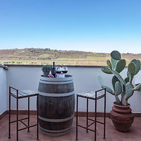 Villa Casale Bella 8&4, Emma