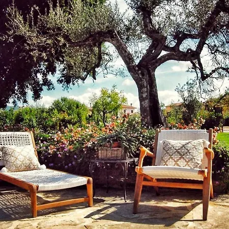 Villa Casale Bella 8&4, Emma *